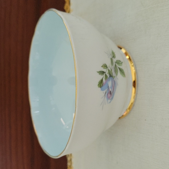 Blue Rose China Bowl Fascination - Picture 3 of 11